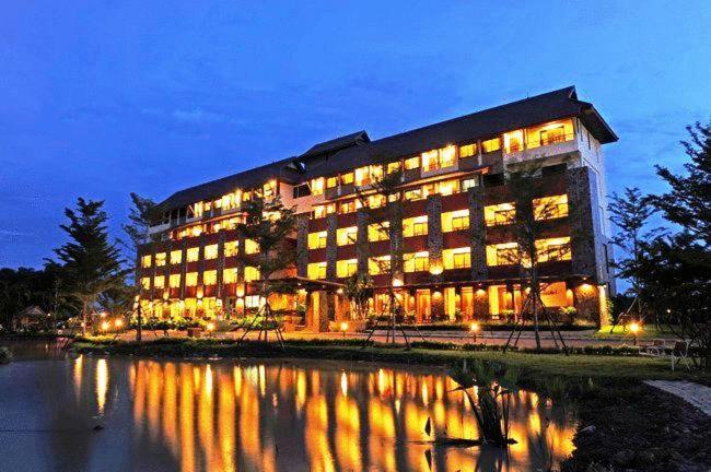 The Charm Boutique Resort Khon Kaen Exterior photo