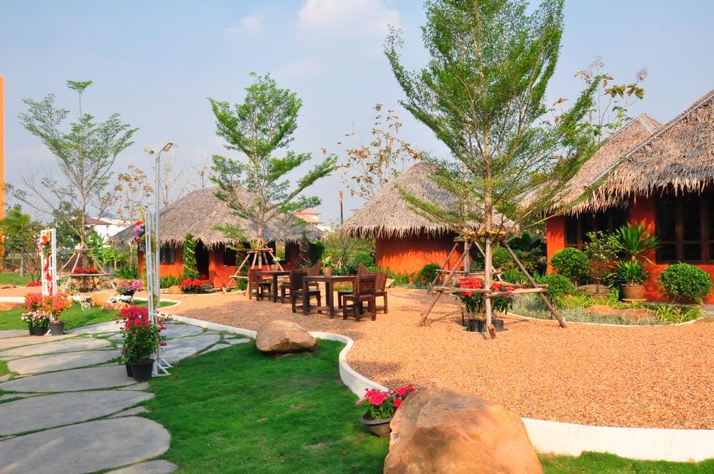 The Charm Boutique Resort Khon Kaen Exterior photo