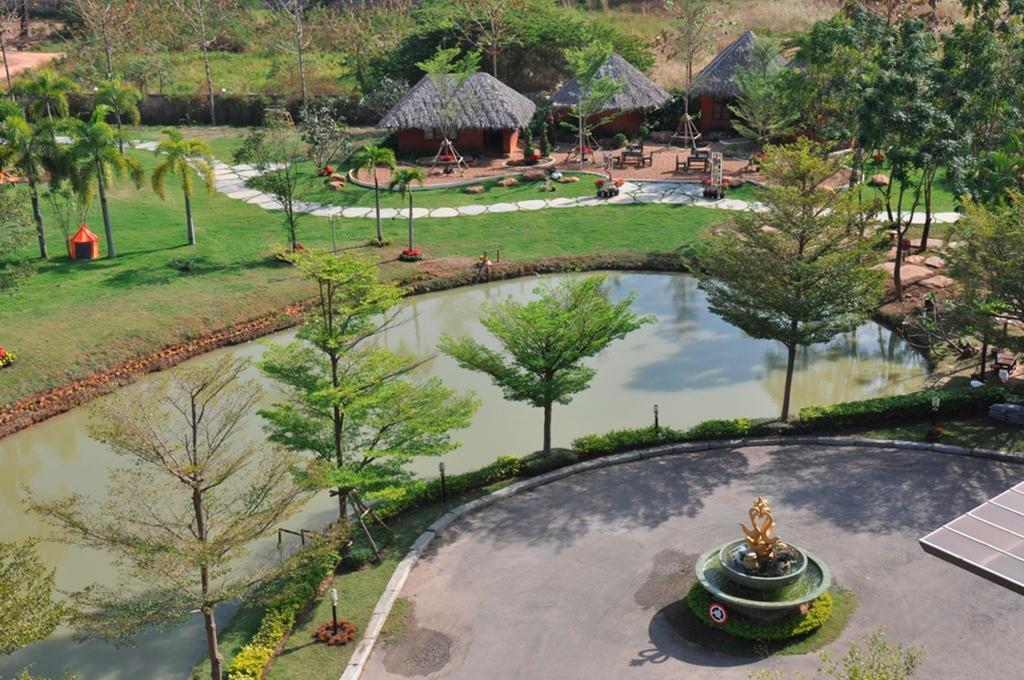 The Charm Boutique Resort Khon Kaen Exterior photo